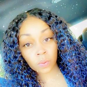 Meet your Posher, Keneisha